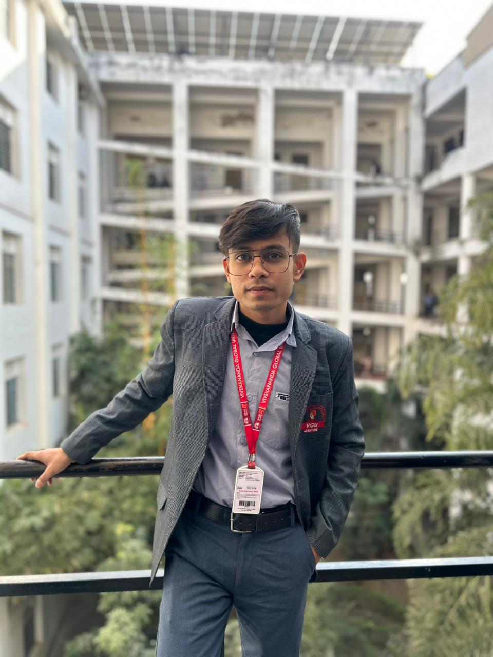 Hemant Maurya - Full-Stack Developer